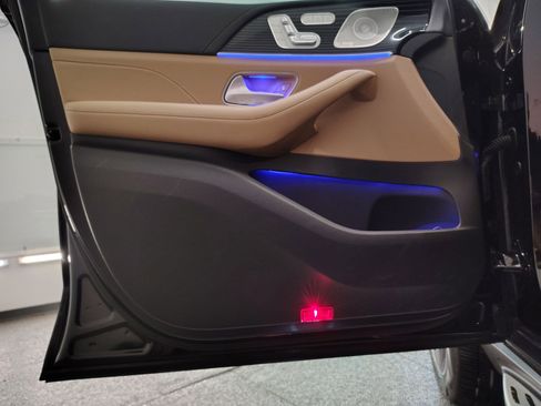 Used 2024 Mercedes-Benz GLS 450 GLS 450 image 19