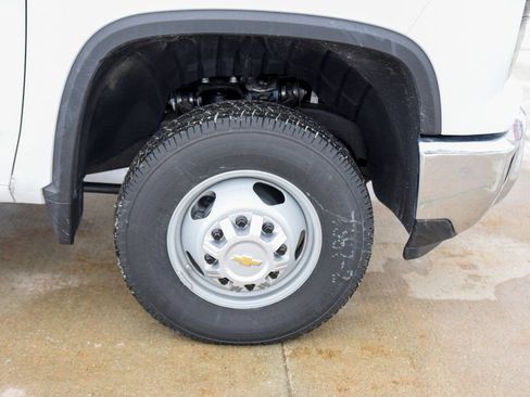 New 2025 Chevrolet Silverado 3500 W/T w/ WT Convenience Package AWD/4WD image 9
