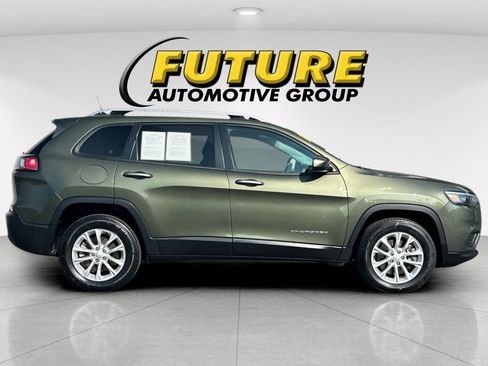 Used 2020 Jeep Cherokee Latitude image 2