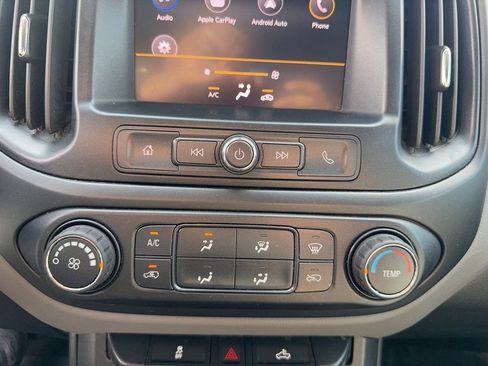 Used 2020 Chevrolet Colorado W/T w/ WT Convenience Package image 16