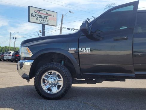 Used 2017 RAM 2500 Tradesman w/ Chrome Appearance Group AWD/4WD image 14