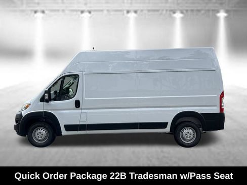 Used 2024 RAM ProMaster 3500 w/ Convenience Group FWD image 3