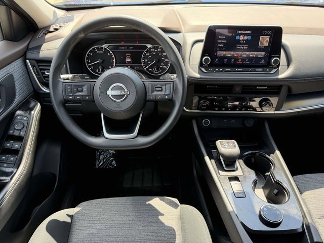 Used 2023 Nissan Rogue SV AWD/4WD image 17