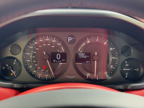 Used 2014 Aston Martin Vanquish Coupe RWD image 6