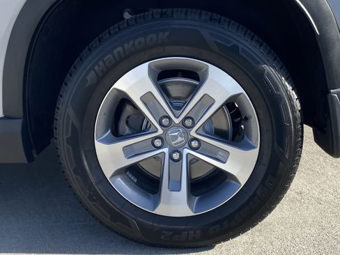 Used 2025 Honda Pilot EX-L image 7
