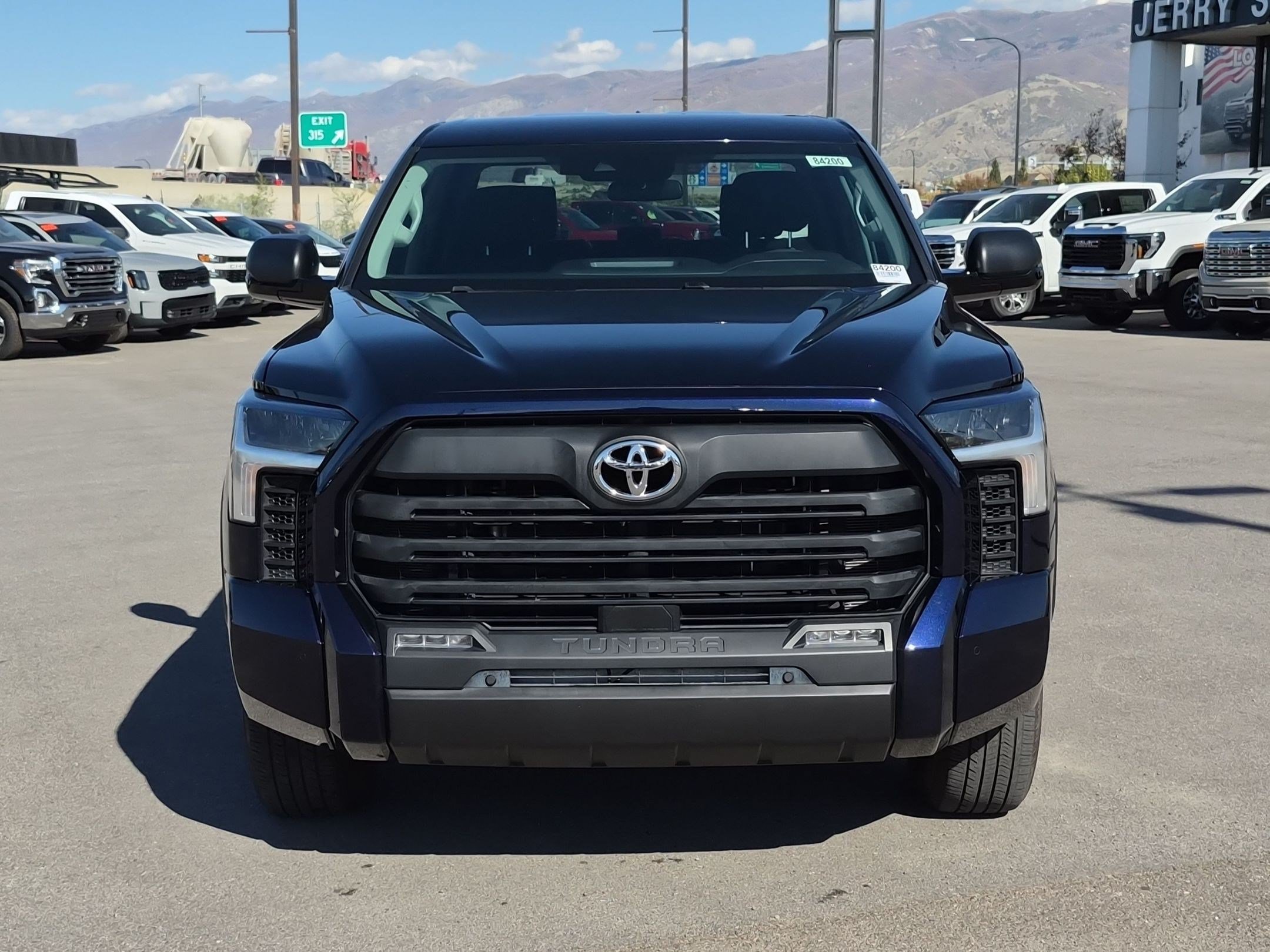 Used 2023 Toyota Tundra SR5 w/ SR5 Convenience Package AWD/4WD image 9