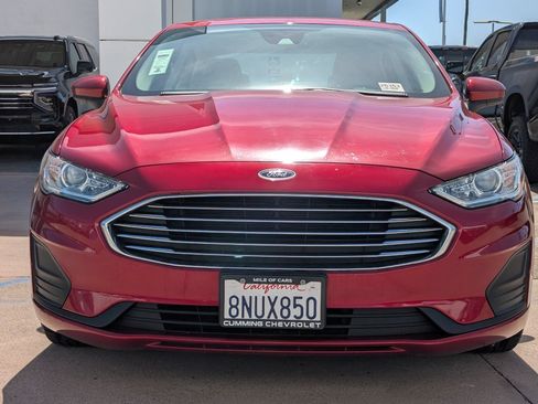 Used 2019 Ford Fusion SE FWD image 5