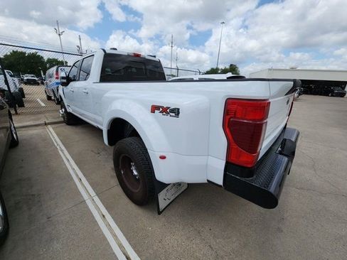Used 2022 Ford F350 Lariat w/ Lariat Ultimate Package image 5