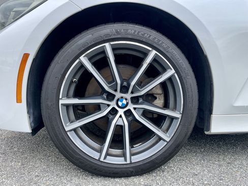 Used 2020 BMW 330i xDrive Sedan w/ Convenience Package AWD/4WD image 9