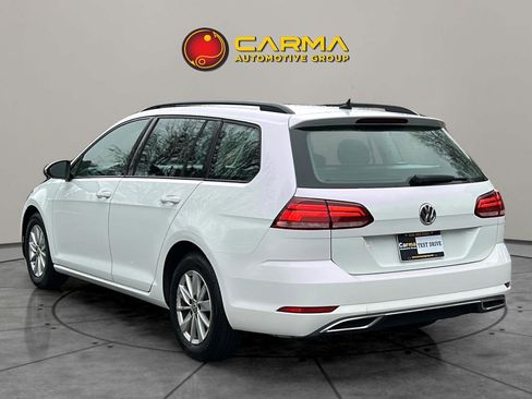 Used 2019 Volkswagen Golf S image 5
