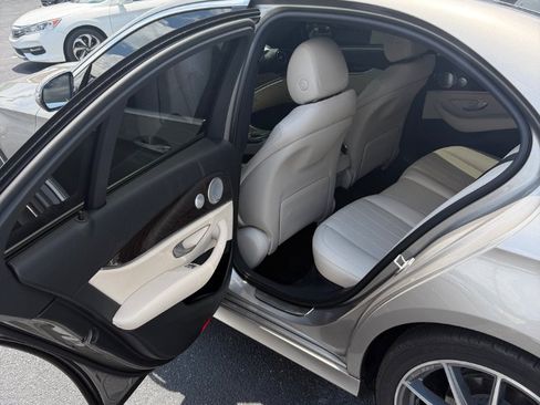 Used 2021 Mercedes-Benz E 350 Sedan w/ Premium Package image 21