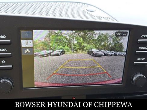 Used 2025 Hyundai Elantra Sport image 14