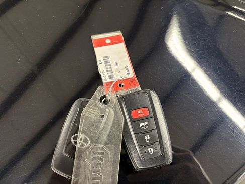 Used 2024 Toyota Camry XSE w/ Navigation Package image 26