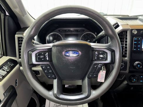 Used 2022 Ford F250 XL w/ Power Equipment Group AWD/4WD image 18