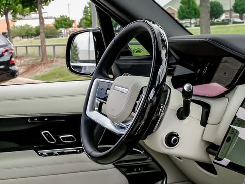 New 2026 Land Rover Range Rover Long Wheelbase Autobiography AWD/4WD image 22