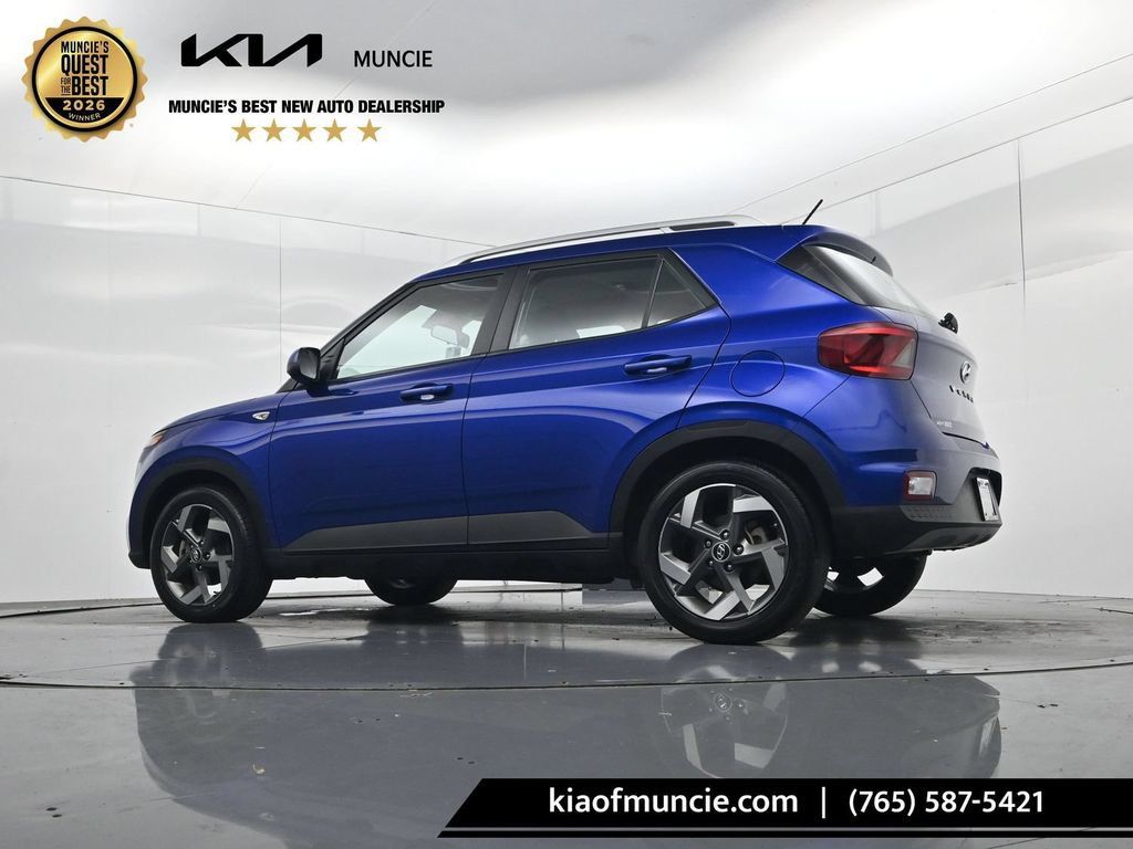 Used 2024 Hyundai Venue SEL FWD image 38