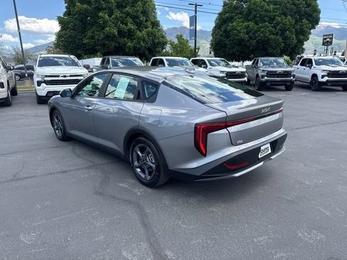 Used 2025 Kia K4 FWD image 5