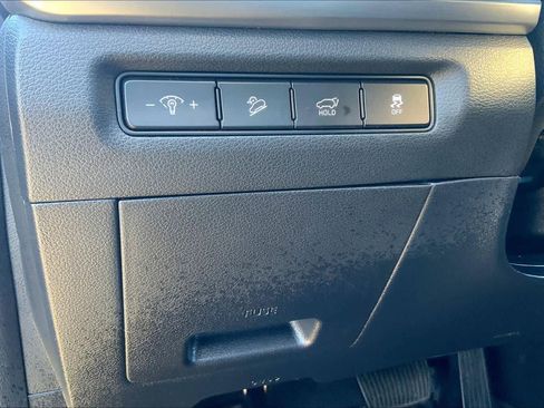 Used 2025 Kia Telluride S image 33