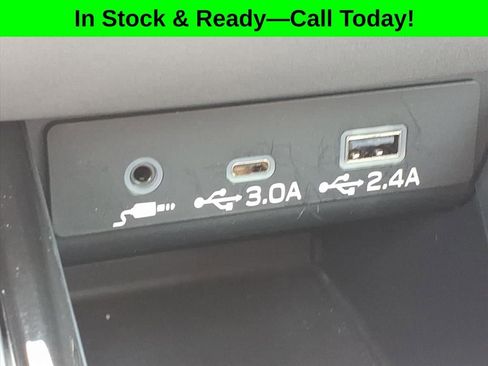 Used 2025 Subaru Legacy Limited AWD/4WD image 13
