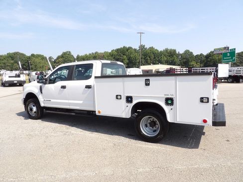 Used 2020 Ford F350 XL w/ Power Equipment Group AWD/4WD image 4