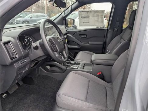 New 2026 Nissan Frontier SV w/ Tow Package image 15
