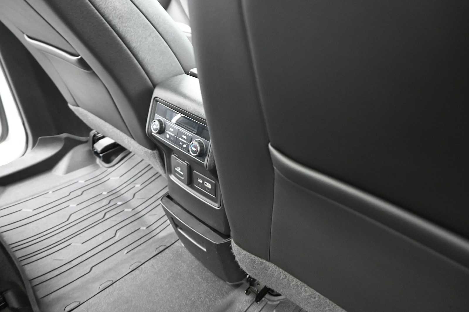 Used 2020 GMC Acadia Denali w/ LPO, Floor Liner Package AWD/4WD image 26