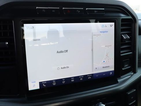 Used 2021 Ford F150 Platinum w/ FX4 Off-Road Package image 28