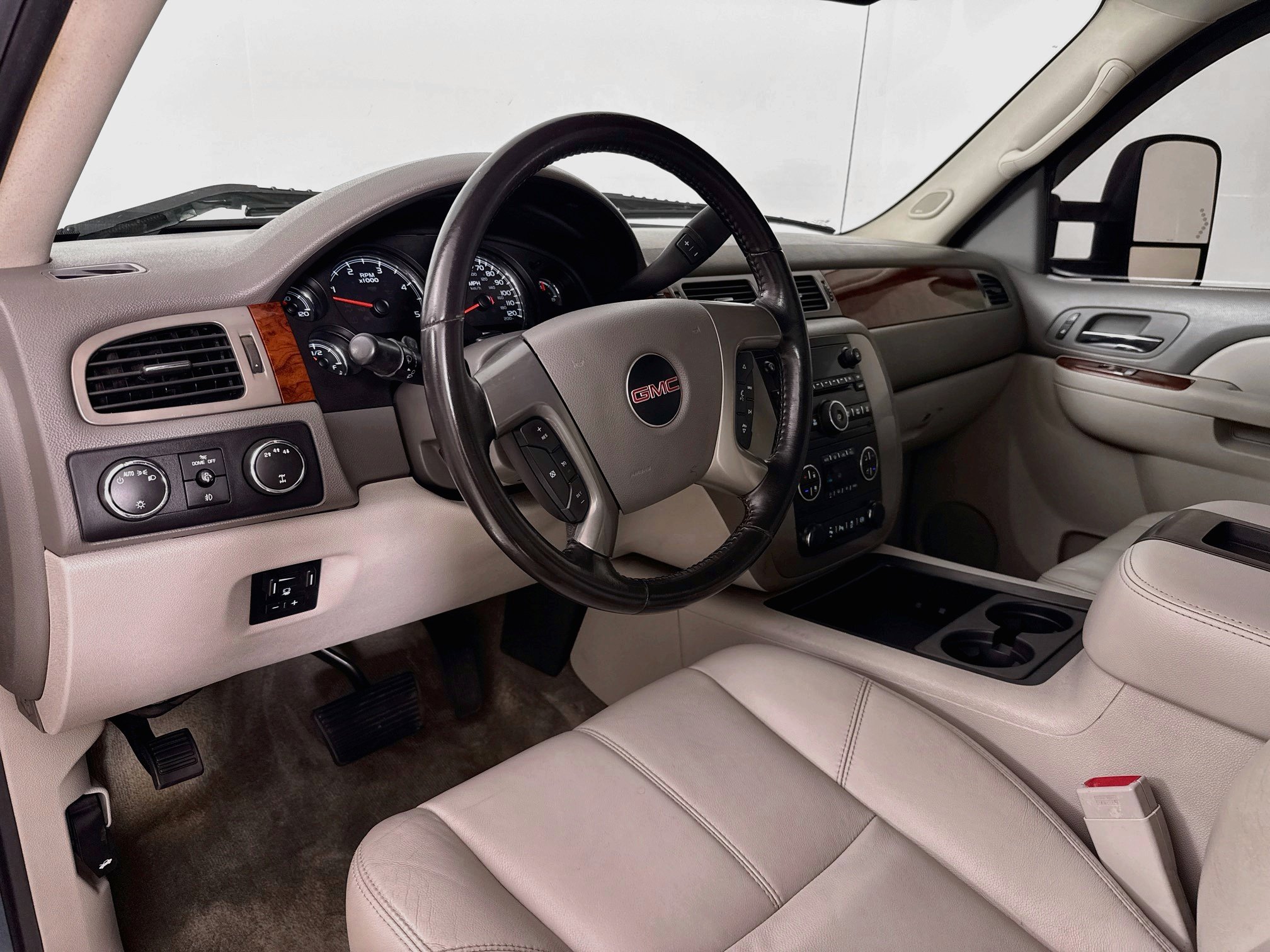 Used 2014 GMC Sierra 2500 SLT AWD/4WD image 10
