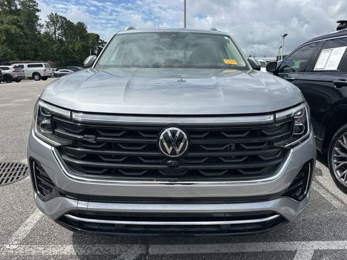 Used 2024 Volkswagen Atlas SEL Premium R-Line AWD/4WD image 2