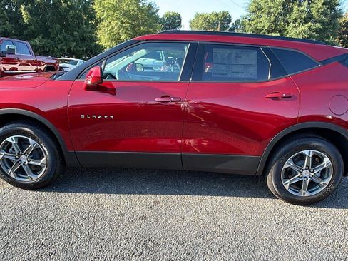 New 2026 Chevrolet Blazer LT w/ Convenience Package FWD image 8