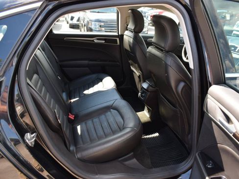 Used 2016 Ford Fusion SE w/ Equipment Group 202A AWD/4WD image 33