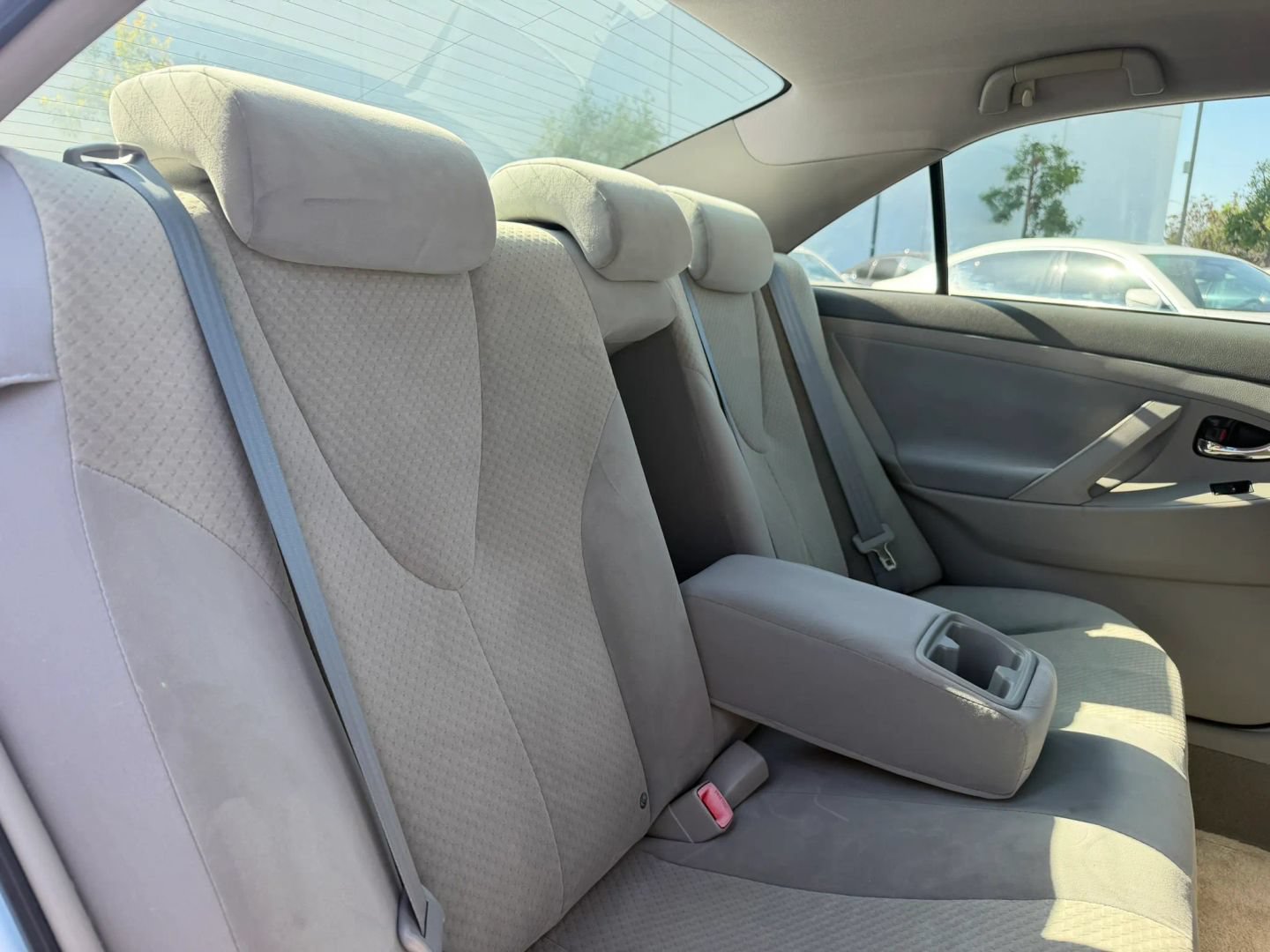 Used 2007 Toyota Camry LE FWD image 17