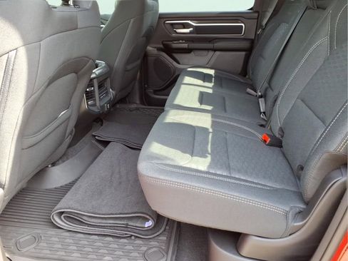 New 2026 RAM 1500 4x4 Crew Cab image 8