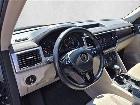 Used 2018 Volkswagen Atlas SE FWD image 10