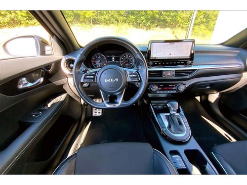 Used 2024 Kia Forte GT-Line w/ GT-Line Premium Package FWD image 5