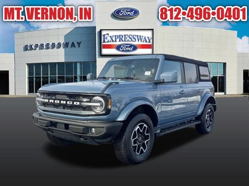 Used 2023 Ford Bronco Outer Banks image 3