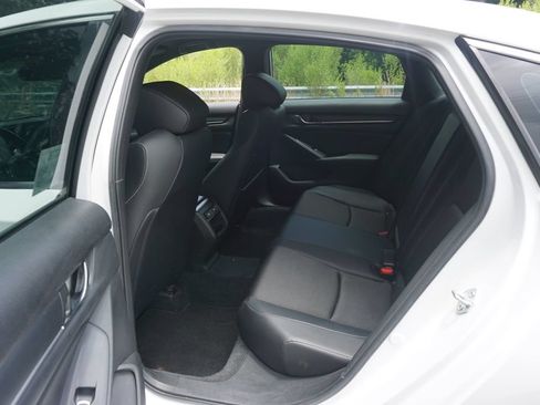 Used 2022 Honda Accord Sport image 13