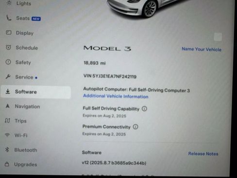 Used 2022 Tesla Model 3 image 3