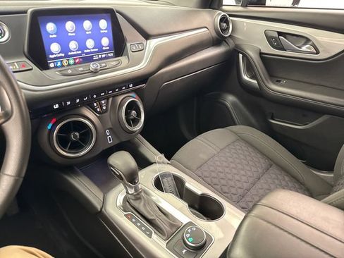 Used 2021 Chevrolet Blazer LT AWD/4WD image 19