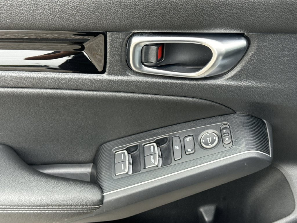 Used 2022 Honda Civic Sport Touring image 15
