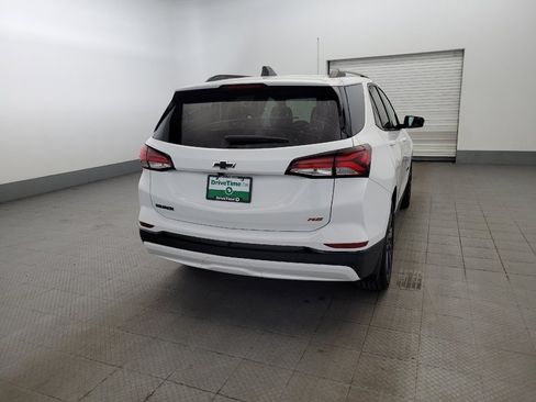 Used 2024 Chevrolet Equinox RS w/ LPO, Floor Liner Package FWD image 7