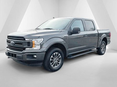 Used 2018 Ford F150 XLT w/ Equipment Group 302A Luxury image 3