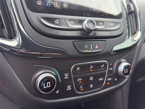 Used 2024 Chevrolet Equinox RS image 17