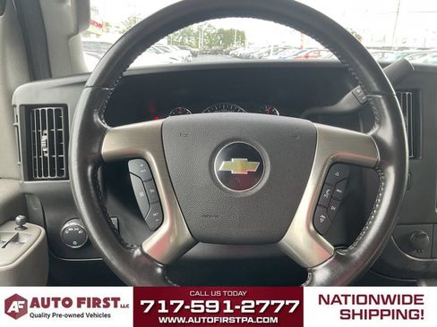 Used 2018 Chevrolet Express 2500 w/ Driver Convenience Package RWD image 11