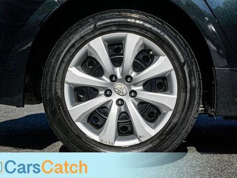 Used 2021 Toyota Corolla LE image 5