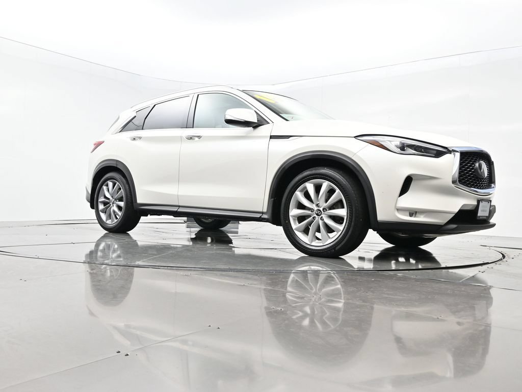 Used 2019 INFINITI QX50 Luxe w/ Navigation Package AWD/4WD image 44