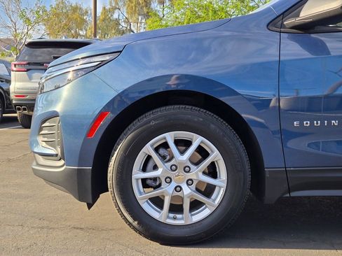 Used 2024 Chevrolet Equinox LS w/ LS Convenience Package FWD image 9