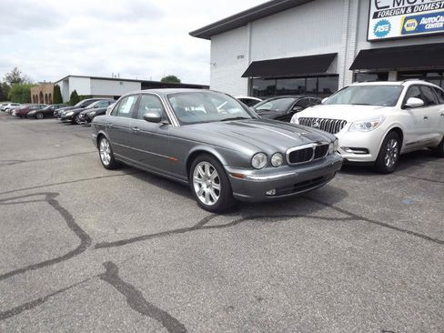 Used 2004 Jaguar XJ8 RWD image 7