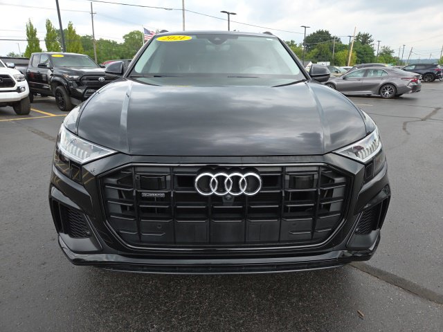 Used 2021 Audi Q8 Prestige w/ Prestige Package AWD/4WD image 2