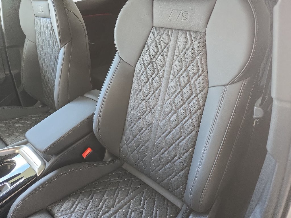 New 2026 Audi SQ5 Premium Plus AWD/4WD image 9